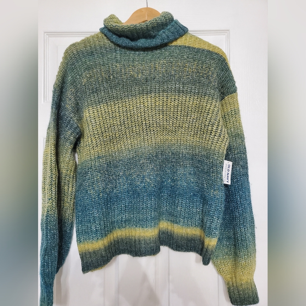 NWT Old Navy Multi Cozy Sweater Size Medium